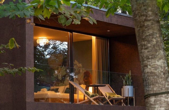 Flower Retreat Bungalow | Serene Garden & Pool