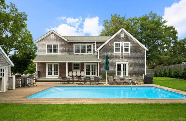 Floyd's Estate