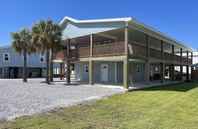 Flying Fish Lodge Yellow Fin - Beach Access - Island Realty