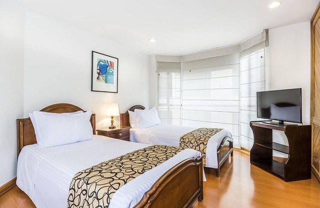 Fontana Plaza Apartamento für 4 Personen