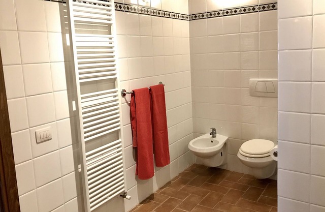 Podere "FONTEMIGLIARI" A. 2 SCHLAFZIMMER- 1 WOHNEN & KÜCHE - 1 BAD APARTMENT