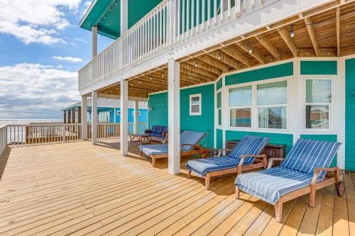 Footprints in the Sand - Luxe Freeport Home!