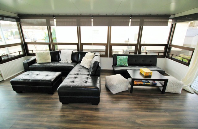 Forest Grove Beauty - Newly Renovated and Ready for You