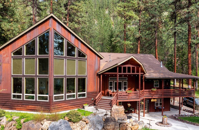 Forest Grove Bed and Breakfast