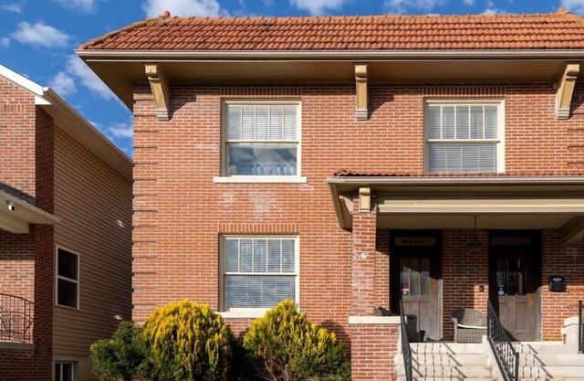 Forest Park 4BR/3BA | 1st Fl Master / ABODEbucks