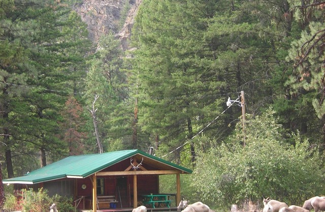 Forest Service Type Cabins 30 Meilen außerhalb von Missoula--