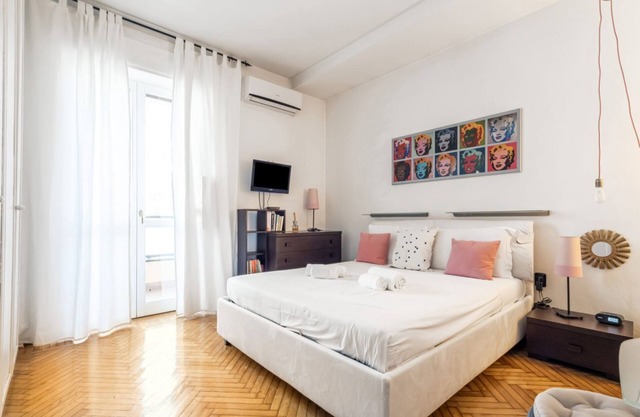 Forlanini M4 Modern Apartment with Balconies