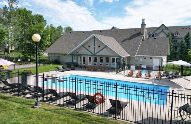 Forsters Peak | Pool | Hot Tub | Gas Fireplace