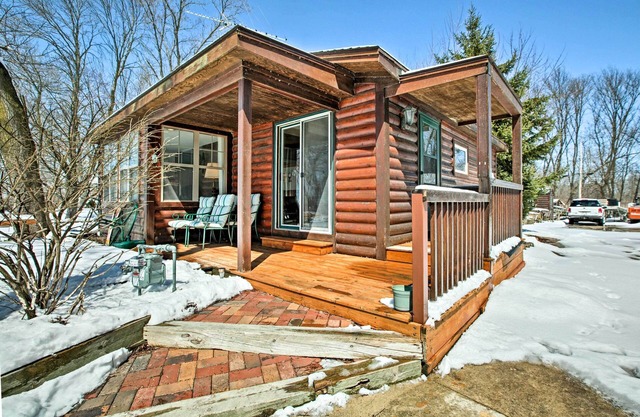 Fort Atkinson Cottage mit Deck am Lake Koshkonong!