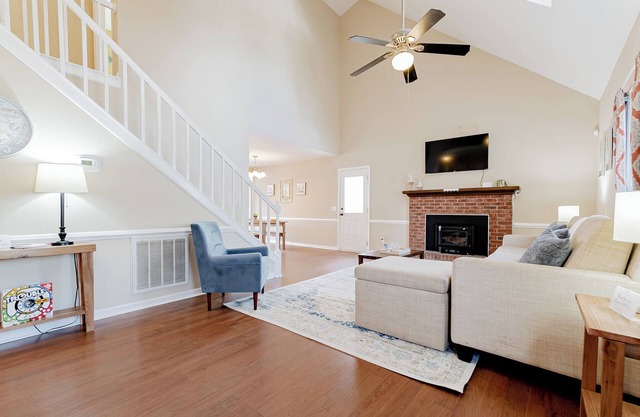 Fort Jackson Stay at the Breeze on Inn