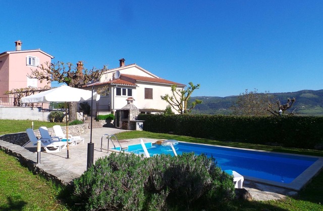 4-Zimmer-Ferienwohnung mit Balkon Motovun - Bataji, Sredisnja Istra (A-7069-a)