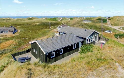 Four-Bedroom Holiday Home In Ringkobing