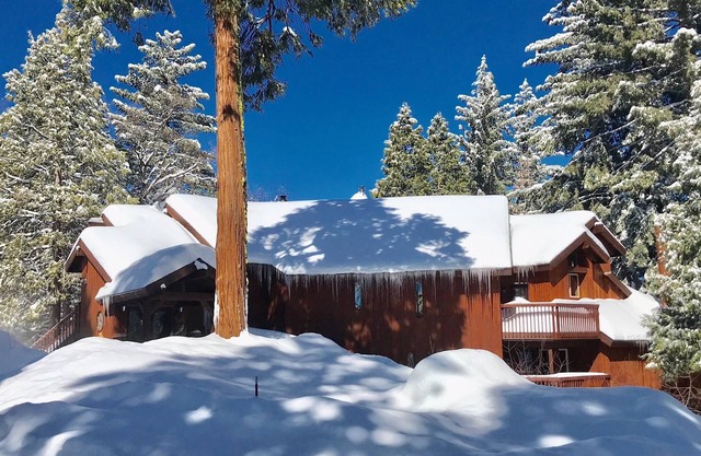 Willkommen zu Yosemites Vier Jahreszeiten !! Im Yosemite National Park gelegen !! Schläft 10 mit allen ...