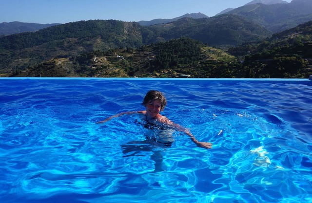 Vierstöckige Finca mit eigenem Infinity-Pool und atemberaubenden Bergblick