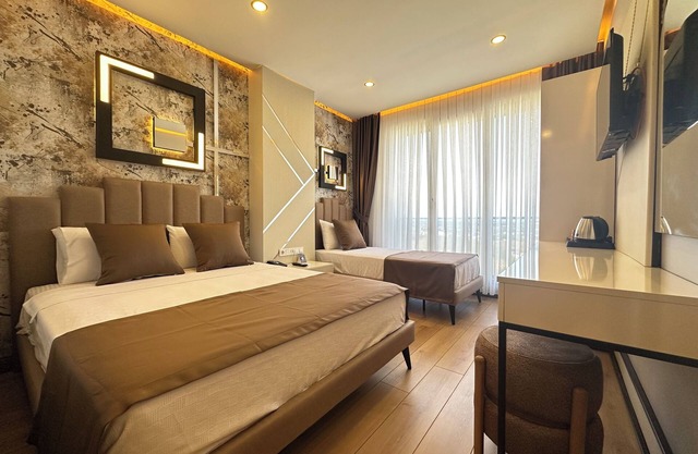 Fourpoints Airport Hotel