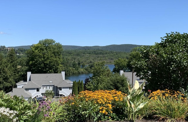 Fox Hollow Lakeside Condo, Minuten nach Tanglewood