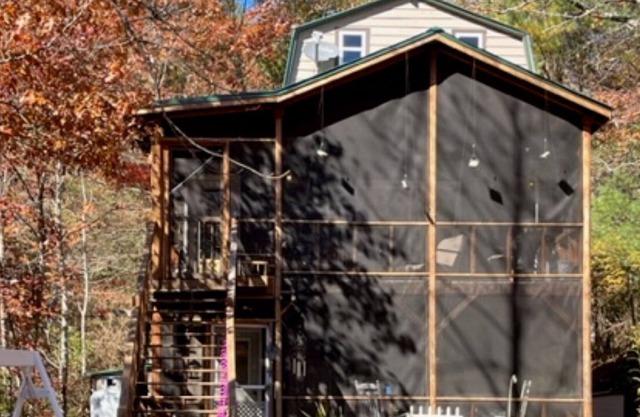 Fox Hollow Tree House