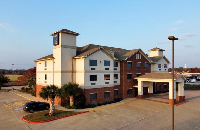 Franklin Inn & Suites