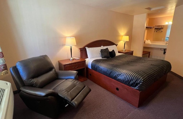 Frazier View Motel