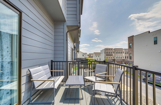 Frederick Townhome w/ Balcony, Close to Parks!