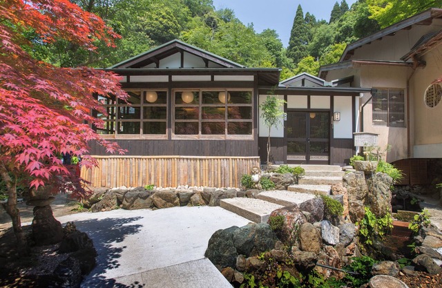 Free trout fishing experience at a private lodge -Sameiro-, Maibara City, Shiga