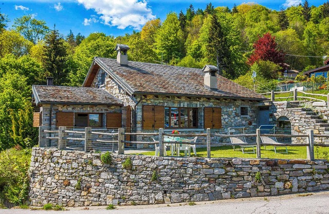 Freistehendes 3½-Zimmer-Rustico mit Garten im Naturschutzgebiet