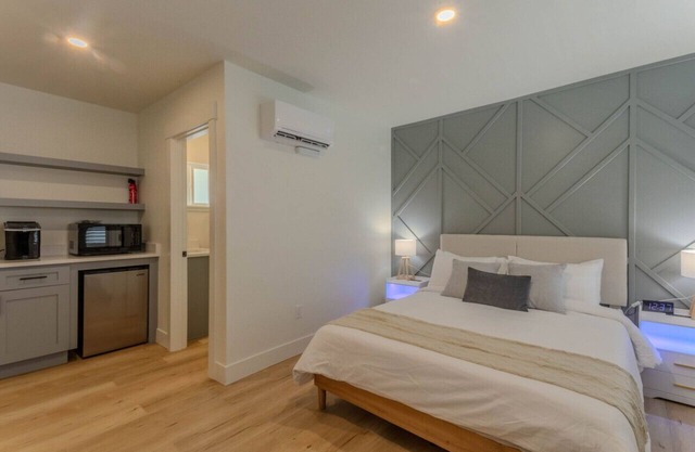 Fresh, Modern Retreat – 5 Min to CDA Lake & Vibrant Downtown