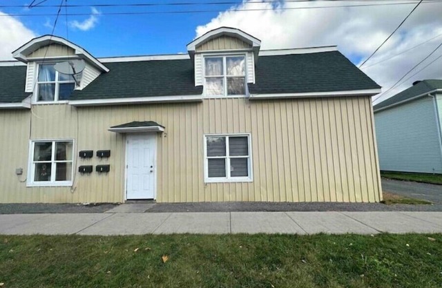 Freshly Renovated 2 bedroom unit