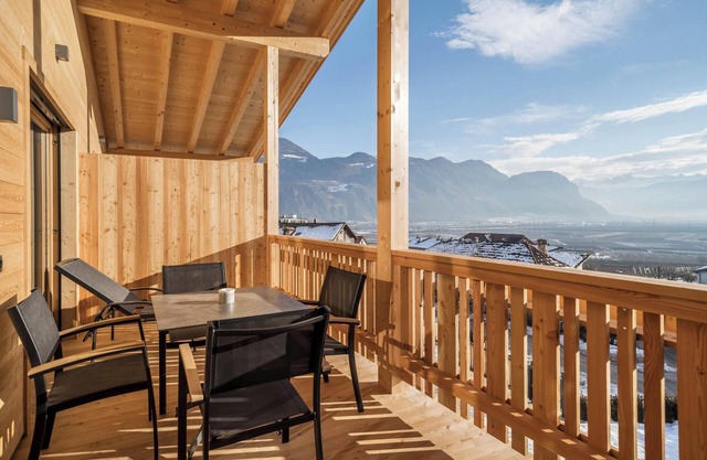Freundliche Ferienwohnung "Zirbe im Nockerhof" mit Bergblick, WLAN & Terrasse