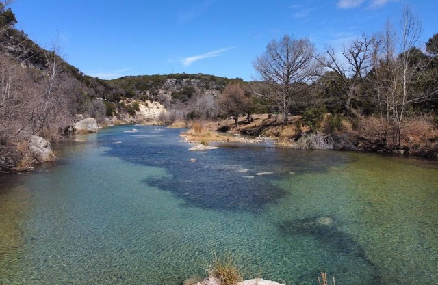 Frio river getaway on 7 acres!