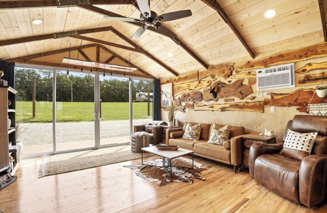 FRISCO · Tiny Houses of French Village Tranquil & Relaxing