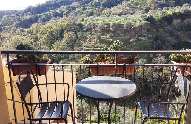 Da Rosa Badolato Borgo und Meer