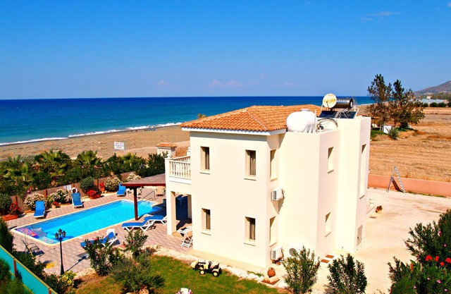 Front Line Beach Villa - Privates Schwimmbad - Ununterbrochene Meerblick - Wifi