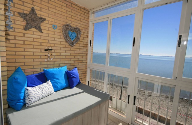 Luxuriöses Strandapartment in erster Linie mit herrlichem Blick über das Mar Menor