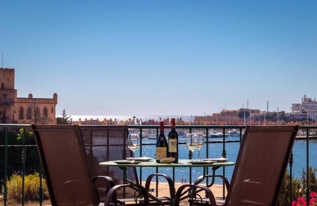 Reihenhaus in Ferragudo, Luxus, Meerblick