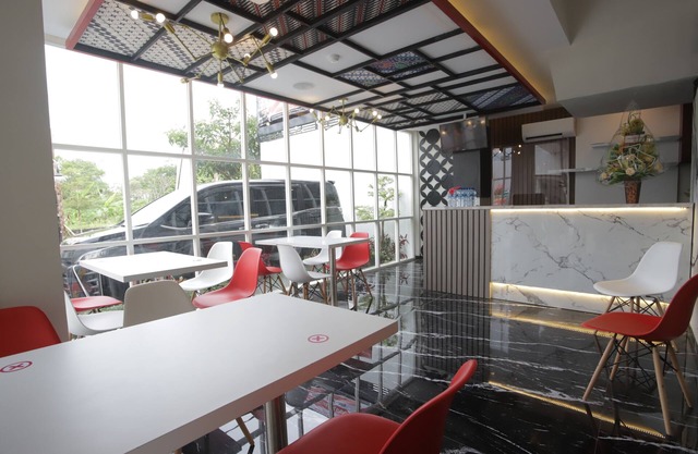 Front One Budget Boyolali