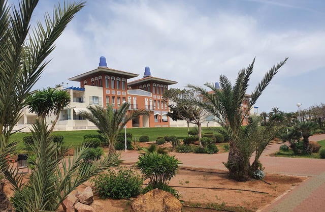 Frontline luxury 3 bedroom 2 bathroom large terrace with sea views