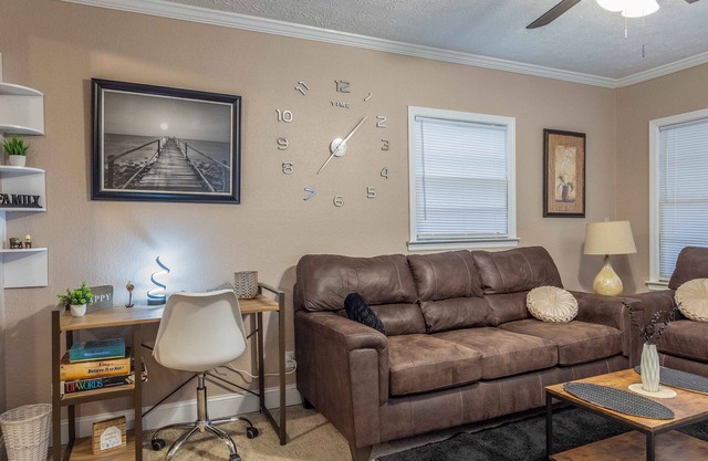 FT Moore Beautiful Cozy Oasis