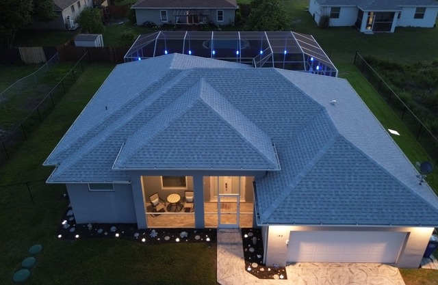 Ft Myers-Lehigh Acres / Electric Heated Pool + Hot Tub / Close to JetBlue Park