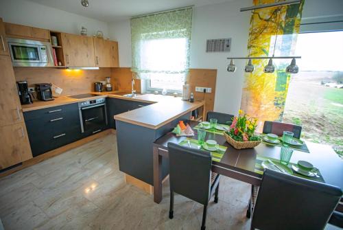 Wunderschönes Appartement in Oberwaldbach mit Grill, Terrasse und Garten