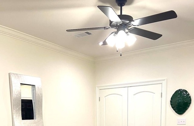 Full 1BR/1BA apartment, 5 min to I-55 and I-12