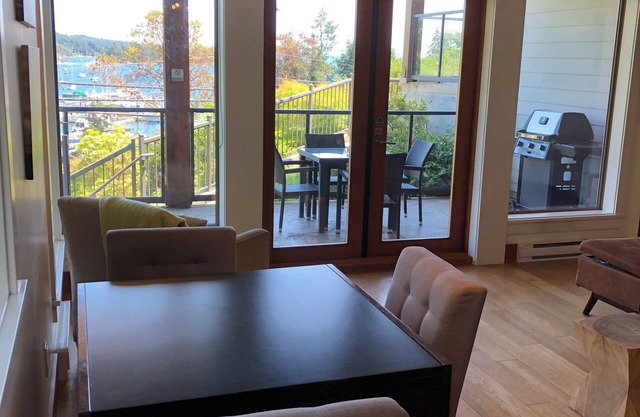 Full Condo - 2bdrm - 2 bath on Salt Spring Island. Minutes to Ganges - Unit 101