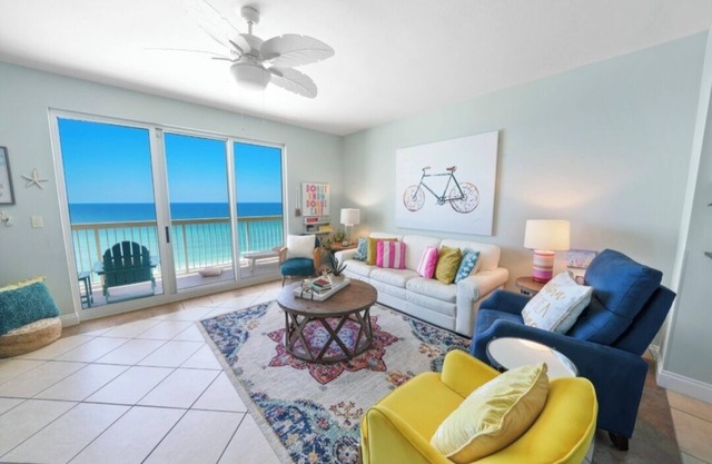 Full Equipped Oceanfront Oasis nCalypso Condo Heated Pool Sleeps 6
