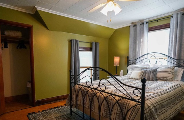 Full House Downtown Fargo