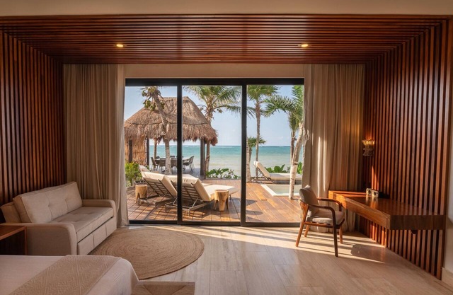 Full Service Luxury Beach Villa including chef, chauffeur+