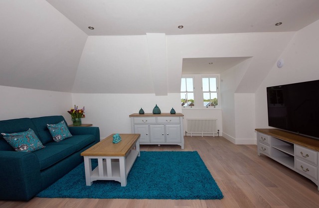 Voll ausgestattete Wohnung, brandneu, perfekt sauber mit modernem Design