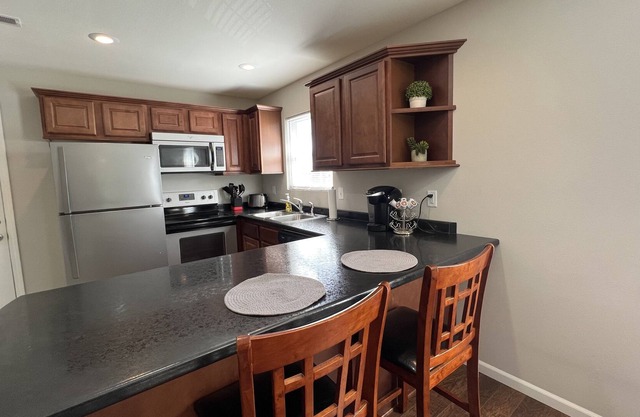 Fully Furnished 2 Bed 2 Bath In Rolla, MO Unit C
