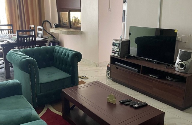 Möblierte Eigentumswohnung mit 2 Schlafzimmern in Uganda mit Pool, Fitnessstudio