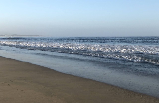 Komplett eingerichtetes modernes Strandhaus in Miramar