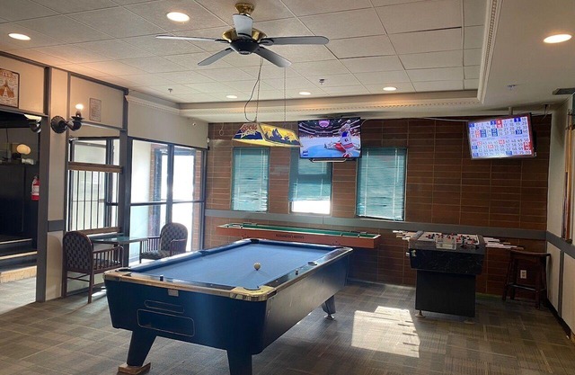 Fully Furnished Renovated rooms